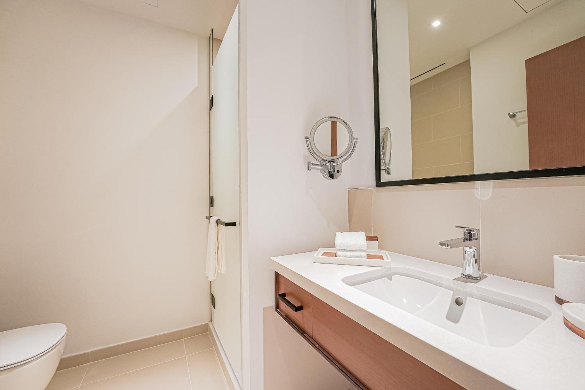 Modern 2Br High Floor Haven In Vida Dubai Marina Leilighet Eksteriør bilde