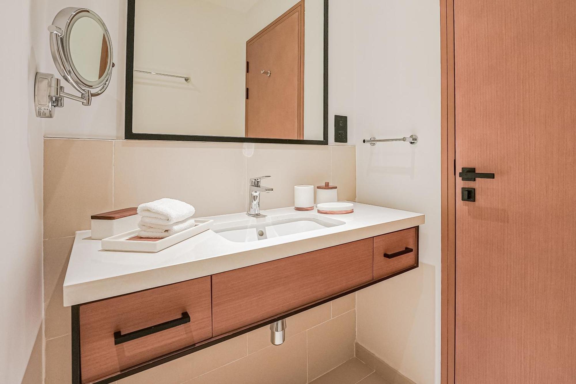 Modern 2Br High Floor Haven In Vida Dubai Marina Leilighet Eksteriør bilde